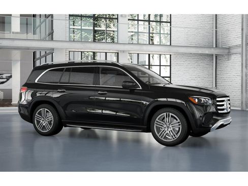 New 2026 Mercedes-Benz GLS 450 4MATIC image 14