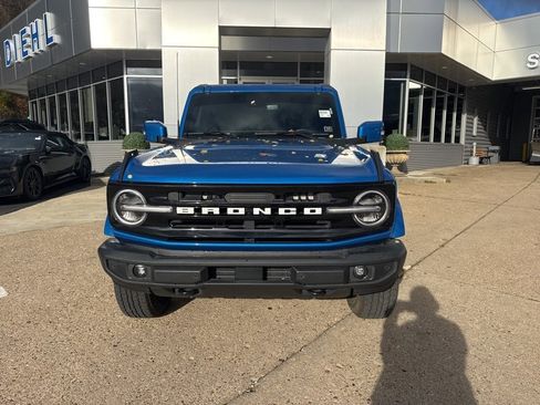 Used 2024 Ford Bronco Outer Banks image 2