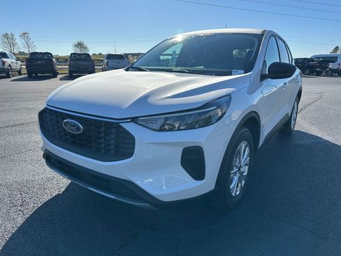 New 2026 Ford Escape Active image 4