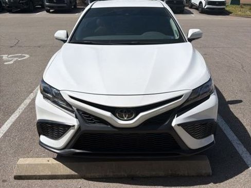 Used 2023 Toyota Camry SE image 1