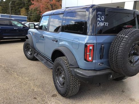 New 2025 Ford Bronco Badlands image 12