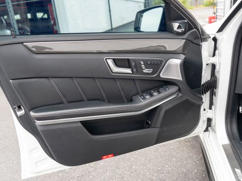Used 2014 Mercedes-Benz E 63 AMG S-Model image 10