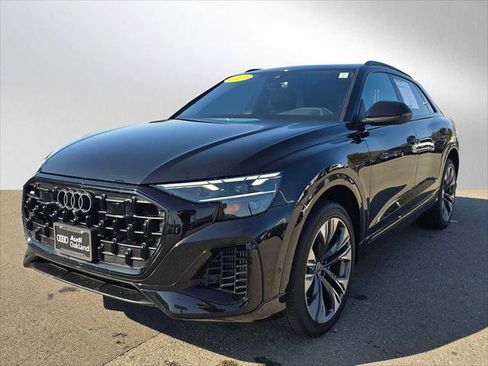 Used 2024 Audi Q8 Premium Plus w/ Premium Plus Package image 7