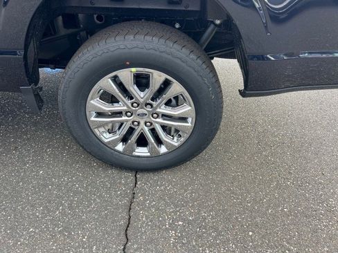 New 2025 Ford F150 Lariat w/ Equipment Group 501A Mid image 23