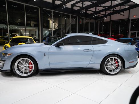 Used 2022 Ford Mustang Shelby GT500 RWD image 37