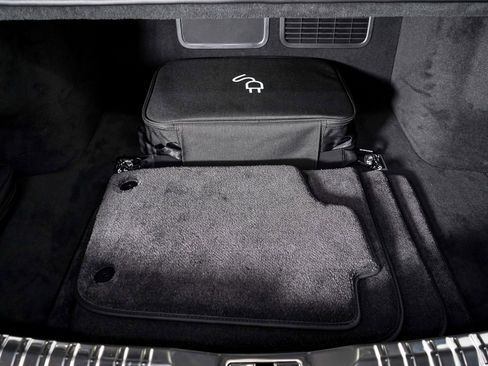 New 2025 Bentley Flying Spur Plug-In Hybrid image 47