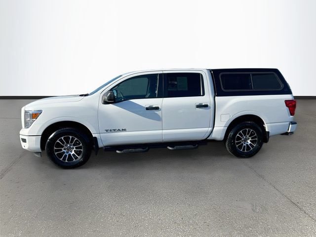 Used 2024 Nissan Titan SV w/ SV Convenience Package RWD image 4