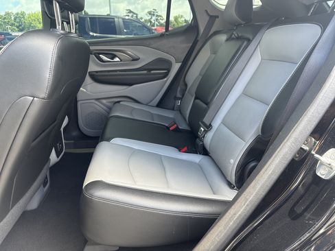 Used 2023 GMC Terrain SLT FWD image 29