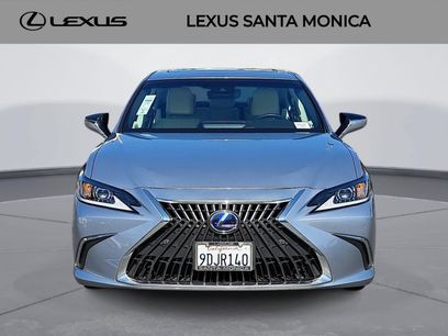 Used 2022 Lexus ES 300h w/ Premium Package