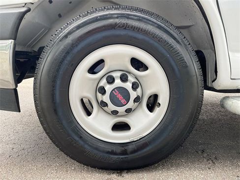 Certified 2024 GMC Savana 2500 w/ Driver Convenience Package image 27