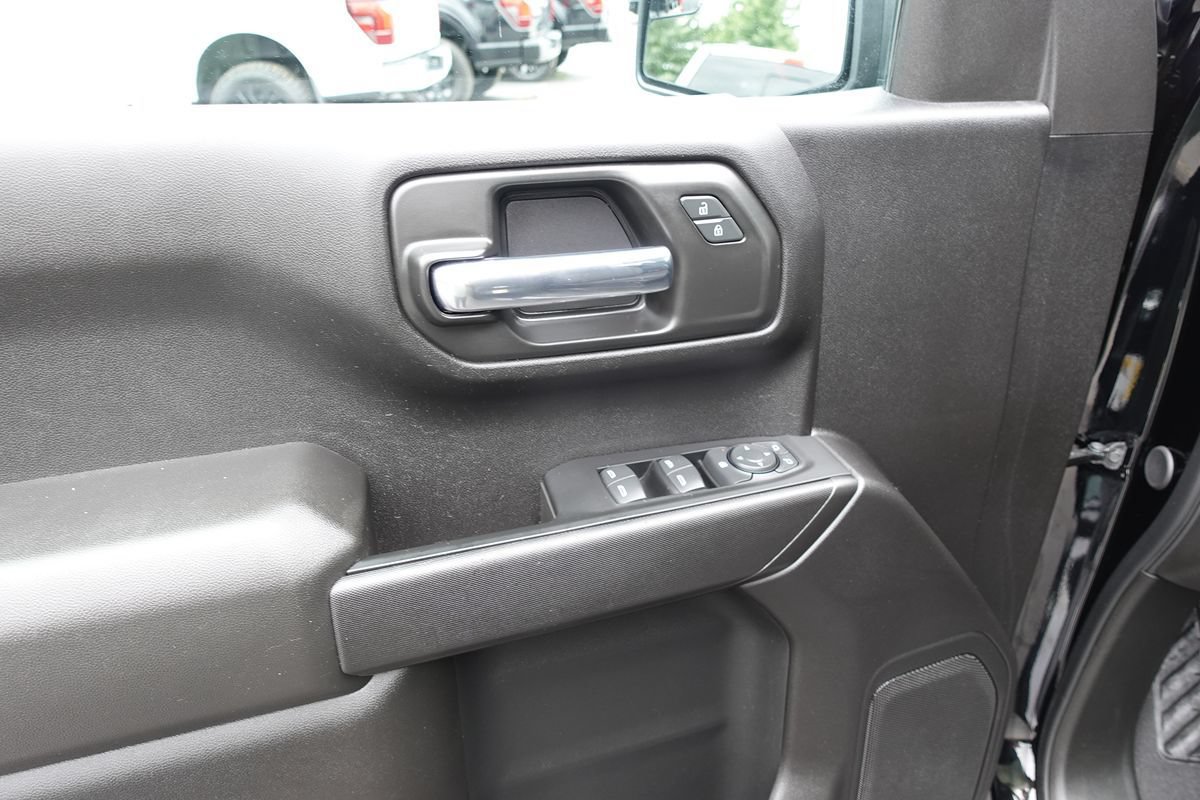 Used 2024 Chevrolet Silverado 1500 Custom AWD/4WD image 14