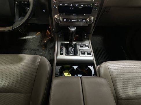 Used 2019 Lexus GX 460 Luxury image 33