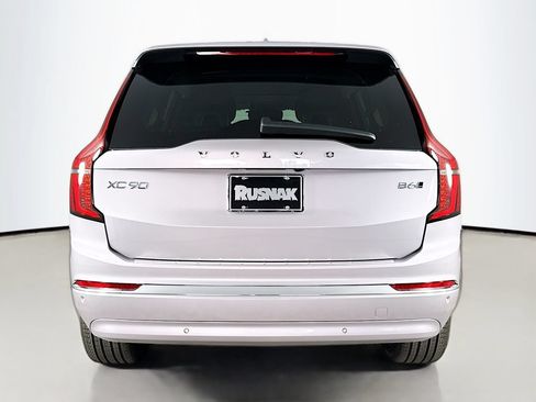 New 2026 Volvo XC90 B6 Plus w/ Protection Package AWD/4WD image 6