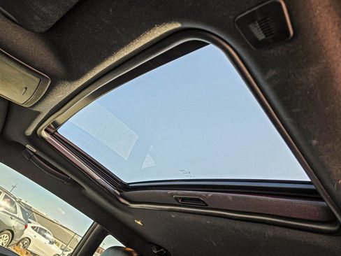 Used 2018 Dodge Challenger R/T Scat Pack w/ Dynamics Package image 28