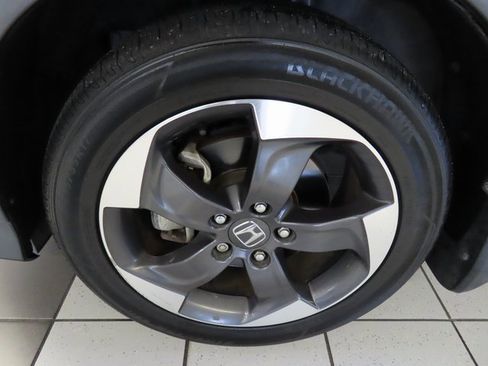 Used 2018 Honda HR-V EX image 13