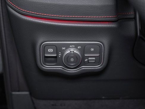 Certified 2025 Mercedes-Benz G 550 image 20