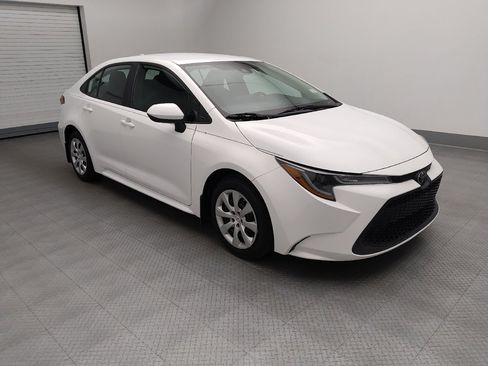 Used 2022 Toyota Corolla LE FWD image 11