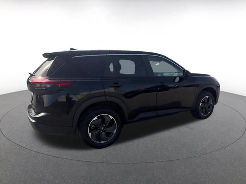 Used 2025 Nissan Rogue SV image 15