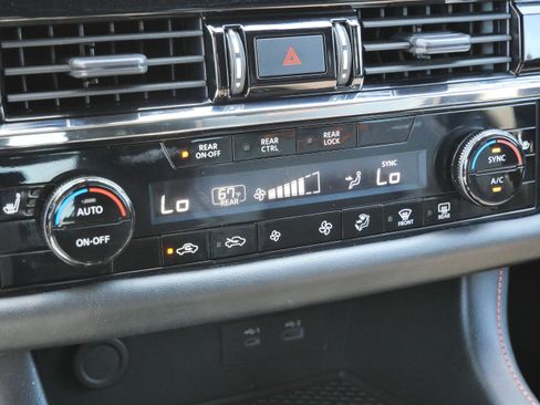 Used 2023 Nissan Pathfinder Rock Creek AWD/4WD image 24
