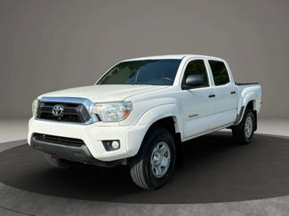 Used 2015 Toyota Tacoma PreRunner w/ SR5 Package image 1