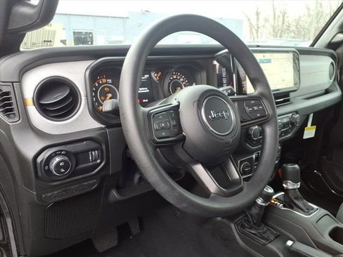 New 2026 Jeep Gladiator Sport image 18