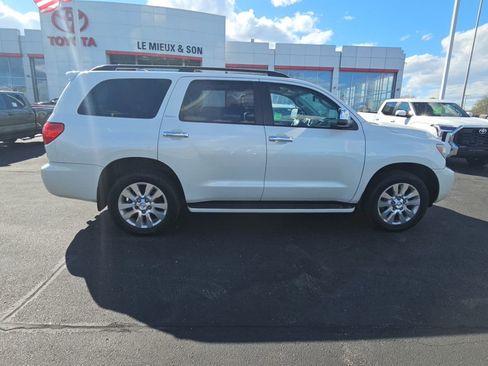 Used 2013 Toyota Sequoia Platinum AWD/4WD image 2