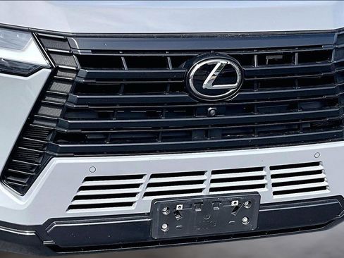 Used 2025 Lexus GX 550 w/ Accessory Package (2T) AWD/4WD image 28