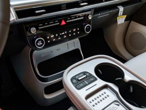 New 2026 Hyundai Ioniq 9 SEL AWD/4WD image 20