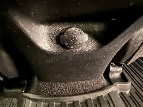 Used 2019 Hyundai Santa Fe XL image 12