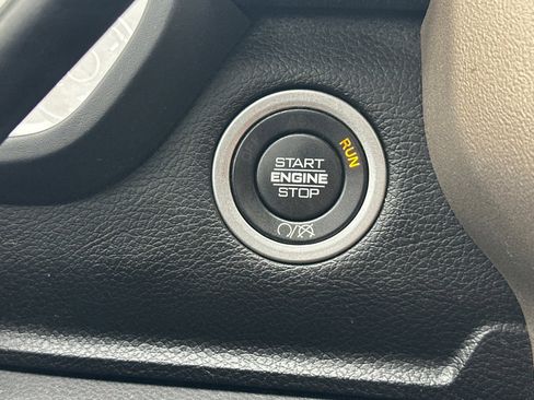 Used 2024 RAM 2500 Laramie image 22