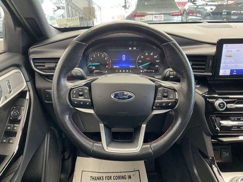 Used 2022 Ford Explorer ST-Line w/ Class IV Trailer Tow Package AWD/4WD image 21