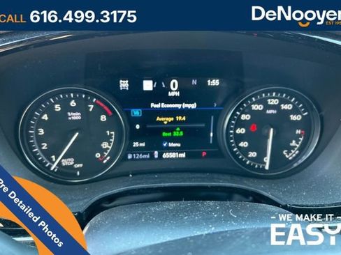 Used 2023 Cadillac XT6 Sport w/ Technology Package AWD/4WD image 9