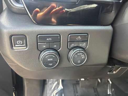 Used 2023 Chevrolet Silverado 1500 LT AWD/4WD image 24