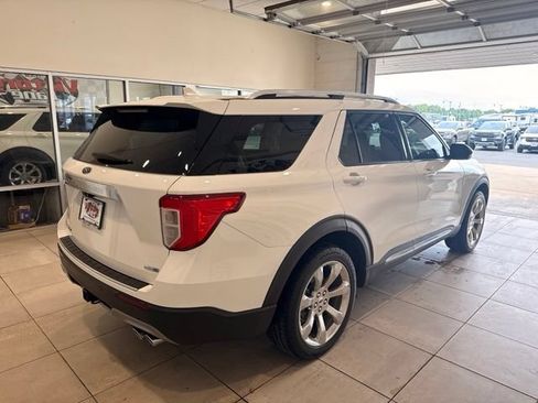 Used 2020 Ford Explorer Platinum w/ Premium Technology Package AWD/4WD image 4