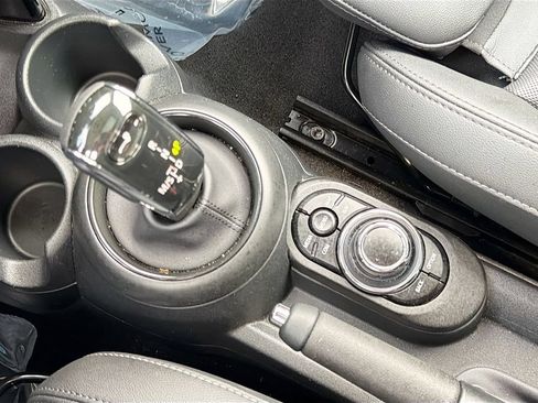 Used 2024 MINI Cooper S FWD image 27