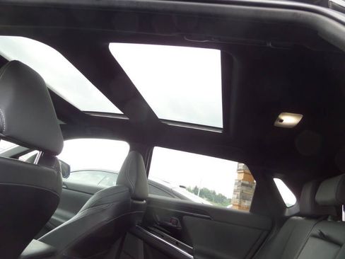 Used 2023 Subaru Solterra AWD image 10