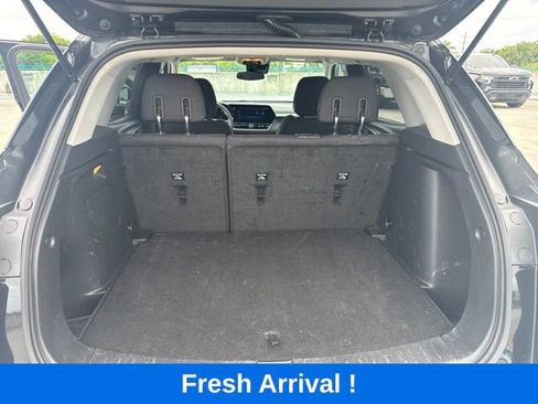 Used 2024 Chevrolet TrailBlazer LS w/ LS Convenience Package FWD image 4