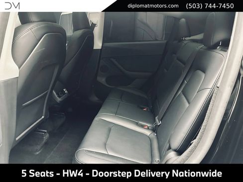 Used 2024 Tesla Model Y Performance AWD/4WD image 23