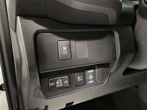 Certified 2023 Toyota Tacoma TRD Sport AWD/4WD image 20