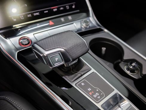 Used 2021 Audi S6 Prestige image 17