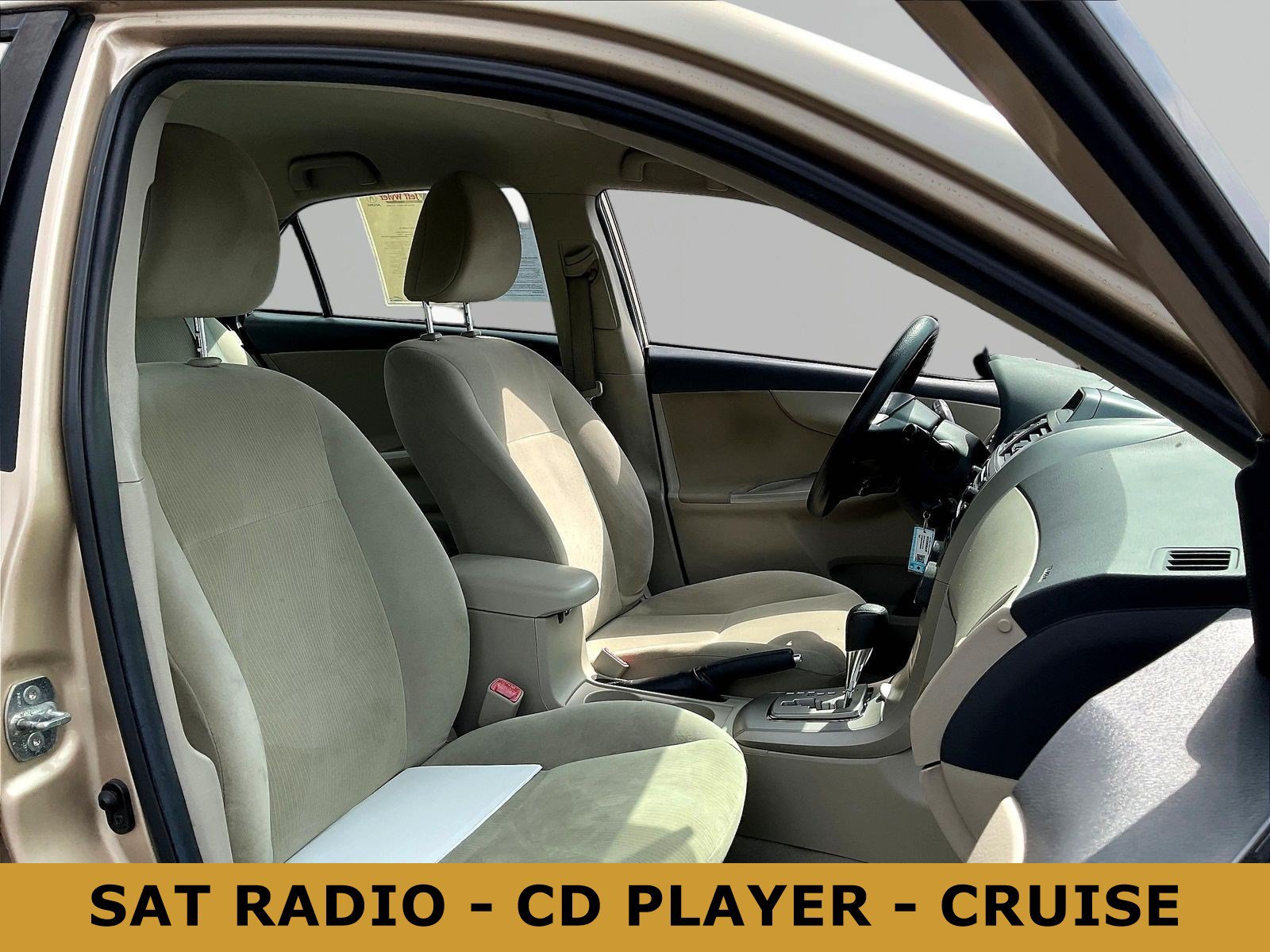 Used 2012 Toyota Corolla LE FWD image 29