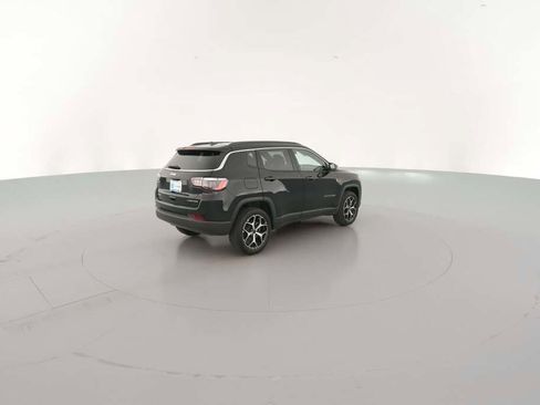 New 2026 Jeep Compass Limited image 12
