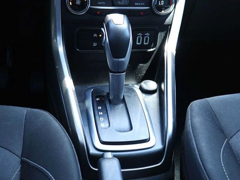 Used 2021 Ford EcoSport SE w/ SE Convenience Package FWD image 17