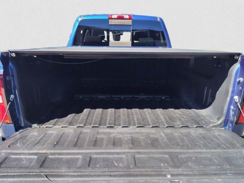 Used 2016 GMC Sierra 1500 SLE w/ SLE Value Package RWD image 18