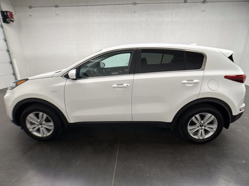 Used 2019 Kia Sportage LX AWD/4WD image 5