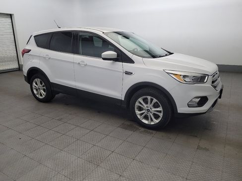 Used 2019 Ford Escape SE image 11