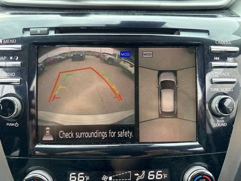 Used 2023 Nissan Murano SL w/ SL Moonroof Package AWD/4WD image 16