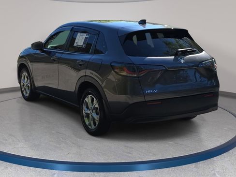 Used 2024 Honda HR-V LX image 7