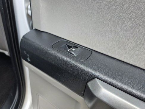 Used 2019 Ford F150 XLT image 23