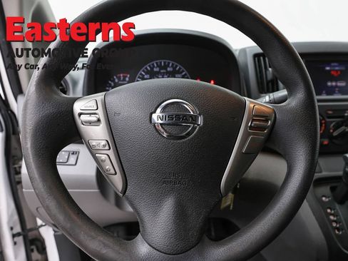 Used 2020 Nissan NV200 SV FWD image 10